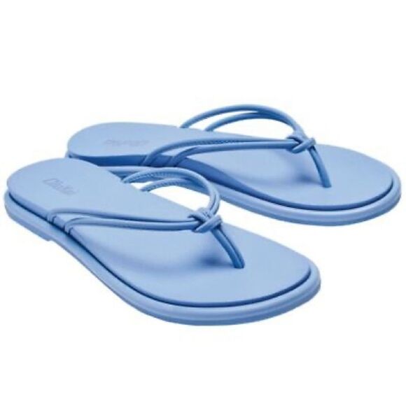 NWT- Olukai- Paki Women's Flip Flops, Cloud Blue/Cloud- women size 9 - Picture 2 of 11